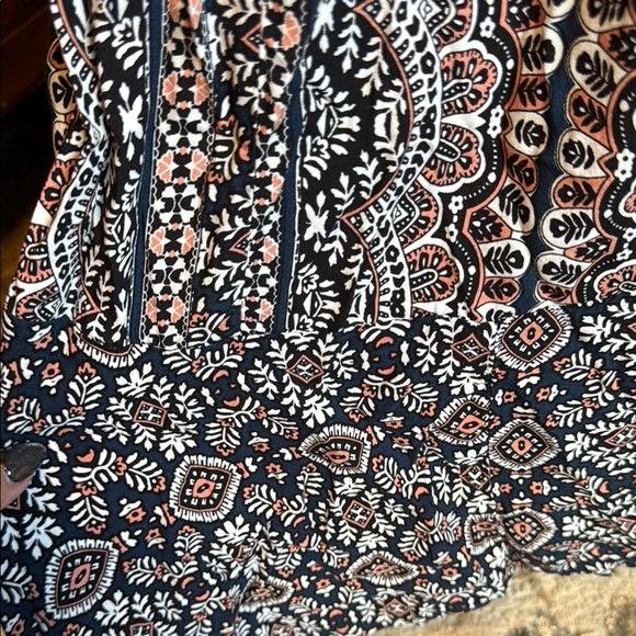 Patterned Summer Dress - Picture 4 of 4